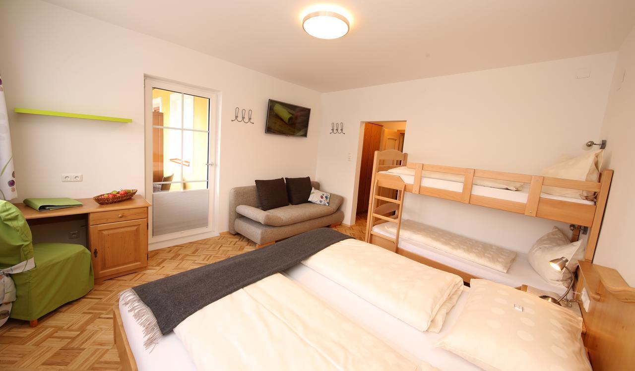 Lassing  Bio-Bauernhof-Hotel Matlschweiger מראה חיצוני תמונה